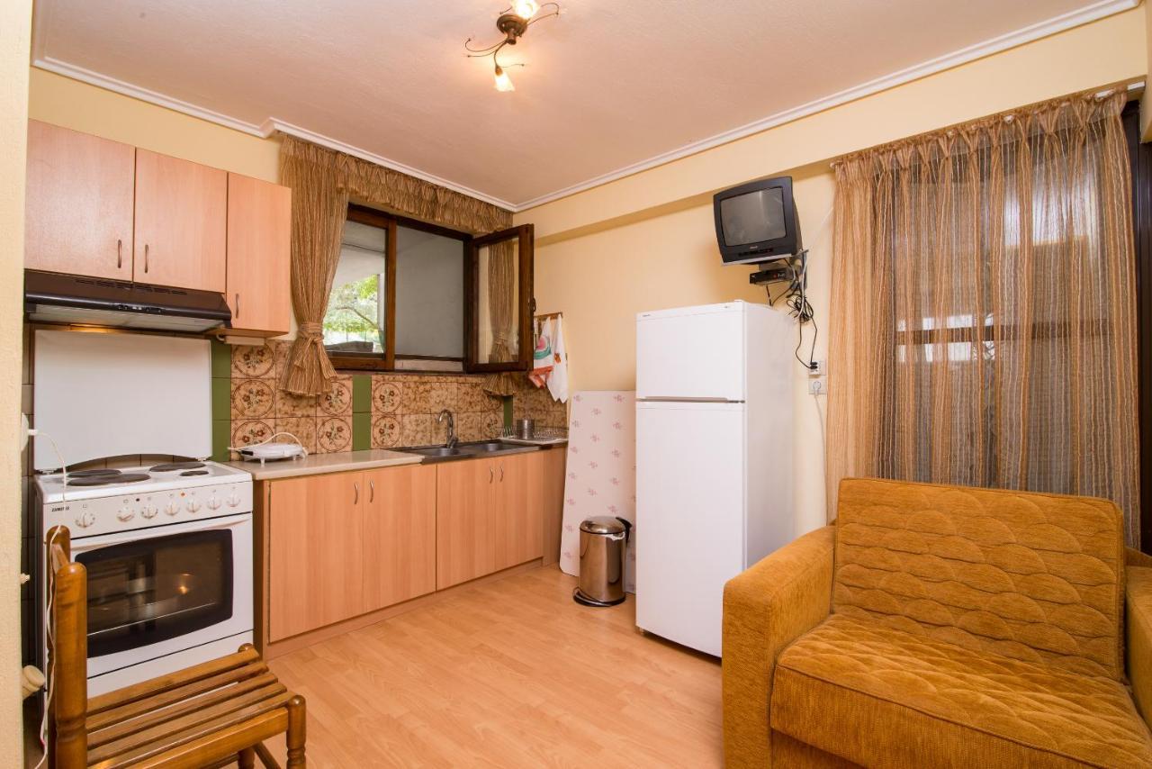 Anastasia Apartments สกาลา โปเตมิอัส ภายนอก รูปภาพ